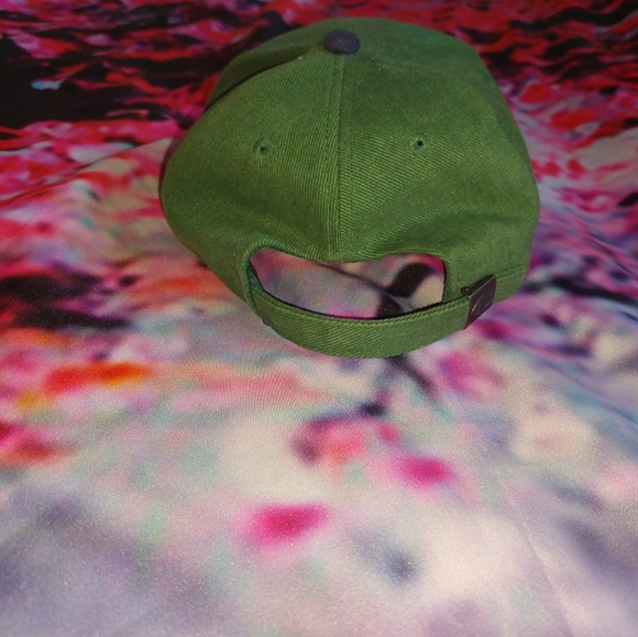 Champion Corduroy Strap Back Hat - Picture 3 of 5